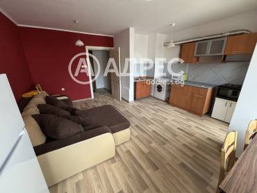 Двустаен апартамент, Велико Търново, Център, 673652, Снимка 1