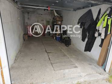 Гараж, Варна, Левски, 695652, Снимка 1