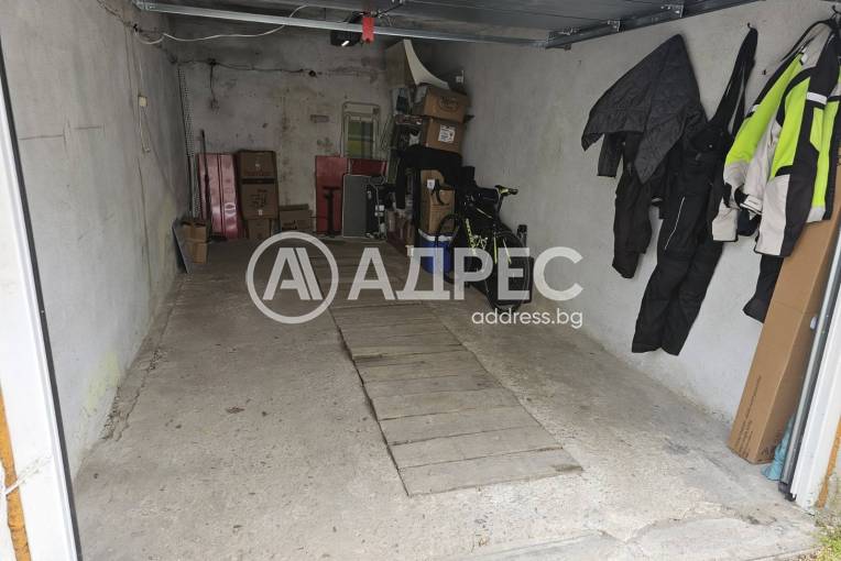 Гараж, Варна, Левски, 695652, Снимка 1