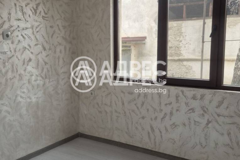 Двустаен апартамент, Карлово, 681653, Снимка 3