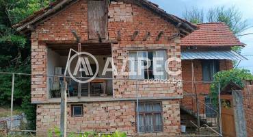 Къща/Вила, Побит камък, 702653, Снимка 2