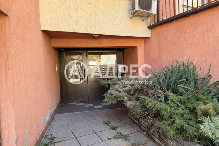 Тристаен апартамент, София, Суха река, 673654, Снимка 14