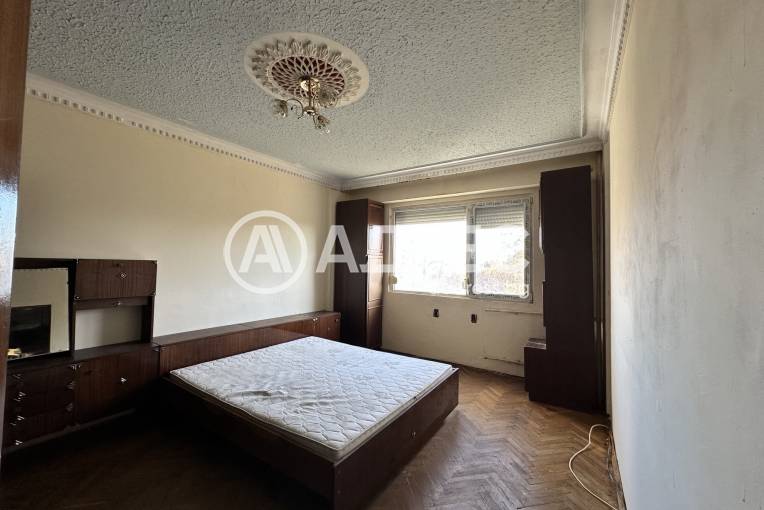 Двустаен апартамент, Плевен, Сторгозия, 676655, Снимка 1