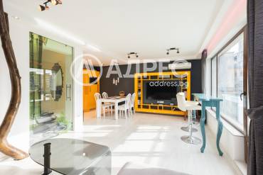 Тристаен апартамент, Варна, Левски, 676656, Снимка 1