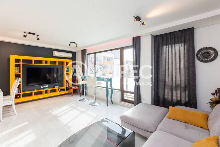 Тристаен апартамент, Варна, Левски, 676656, Снимка 2