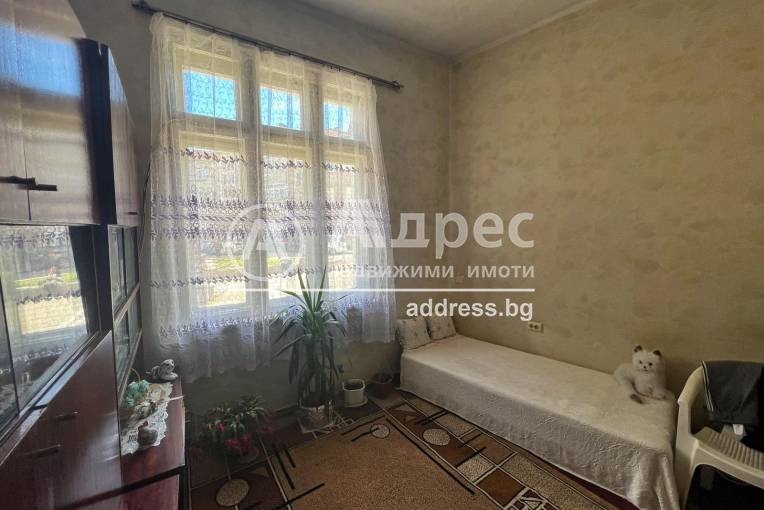Етаж от къща, Севлиево, Център, 576657, Снимка 1