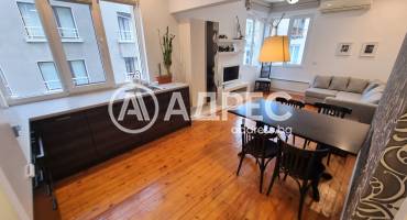 Тристаен апартамент, София, Център, 676657, Снимка 1