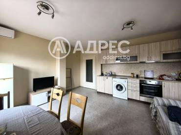 Едностаен апартамент, Русе, Ялта, 686657, Снимка 1