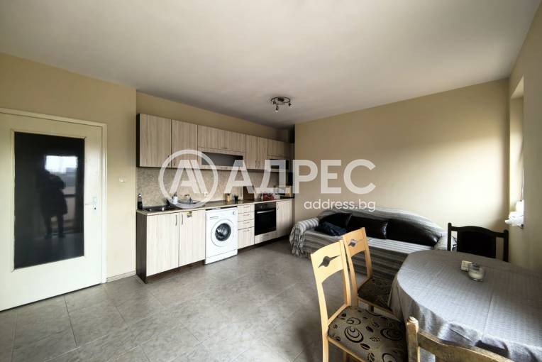 Едностаен апартамент, Русе, Ялта, 686657, Снимка 1