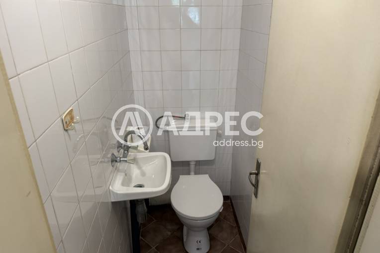 Многостаен апартамент, София, Лагера, 702657, Снимка 15