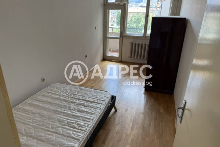 Многостаен апартамент, София, Лагера, 702657, Снимка 3