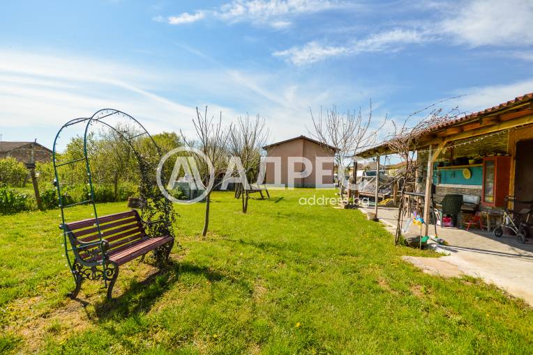 Къща/Вила, Полски извор, 692658, Снимка 2