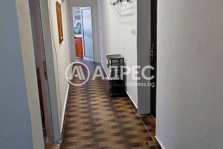 Многостаен апартамент, Благоевград, Широк център, 693658, Снимка 3
