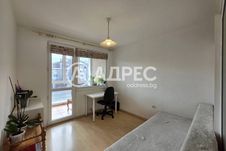 Тристаен апартамент, София, Карпузица, 674659, Снимка 3