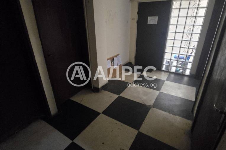 Многостаен апартамент, София, Докторска градина, 677659, Снимка 16