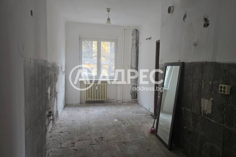 Многостаен апартамент, София, Докторска градина, 677659, Снимка 3