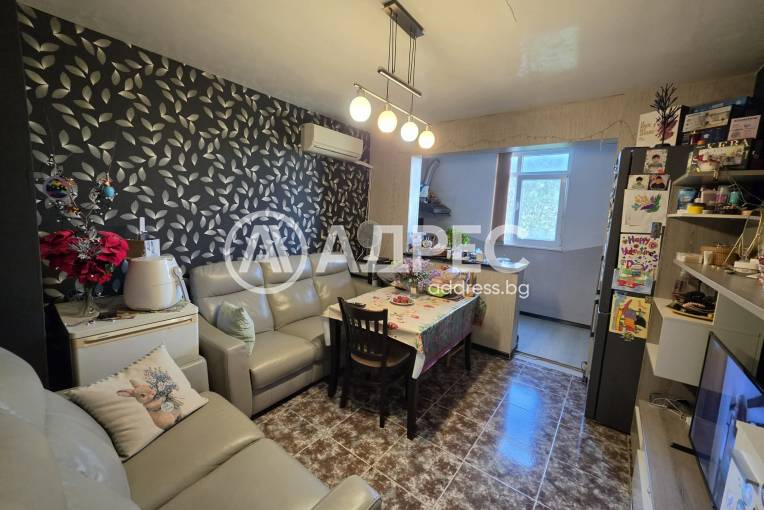 Двустаен апартамент, Ямбол, Георги Бенковски, 694659, Снимка 1