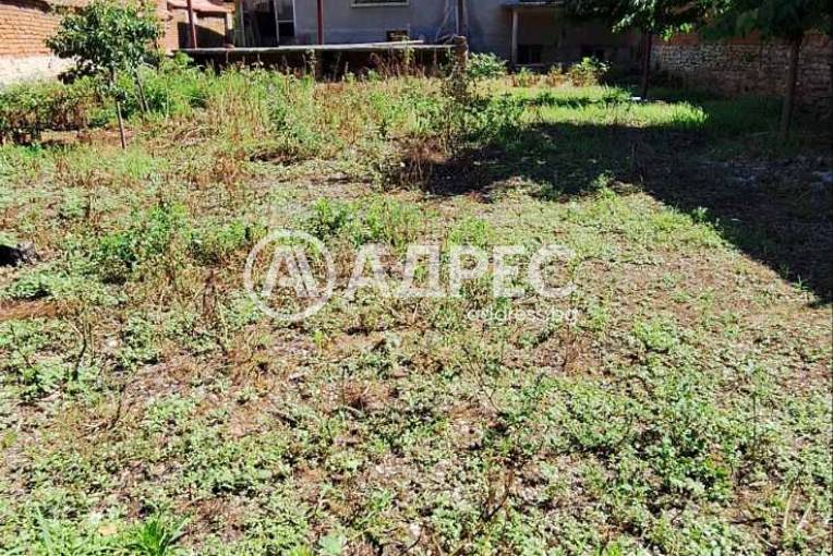 Къща/Вила, Беглеж, 682660, Снимка 2