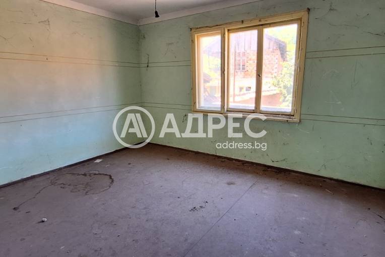 Къща/Вила, Беглеж, 682660, Снимка 4