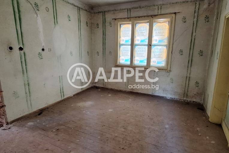 Къща/Вила, Беглеж, 682660, Снимка 6