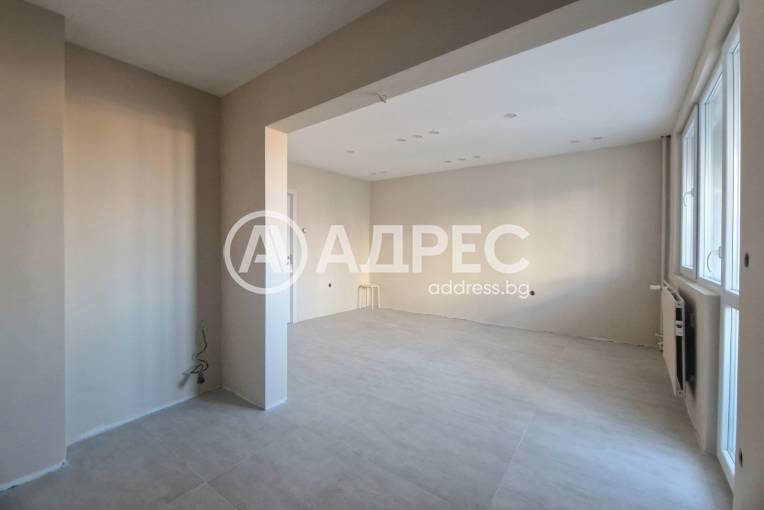 Тристаен апартамент, Русе, Център, 669661, Снимка 1