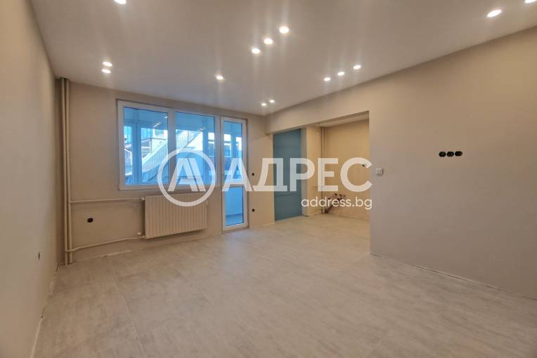 Тристаен апартамент, Русе, Център, 669661, Снимка 2