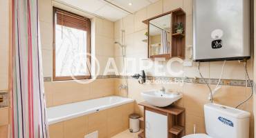 Тристаен апартамент, Варна, к.к. Св.Св. Константин и Елена, 682661, Снимка 16