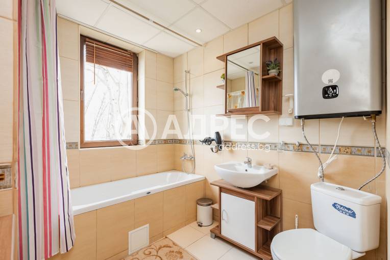 Тристаен апартамент, Варна, к.к. Св.Св. Константин и Елена, 682661, Снимка 16