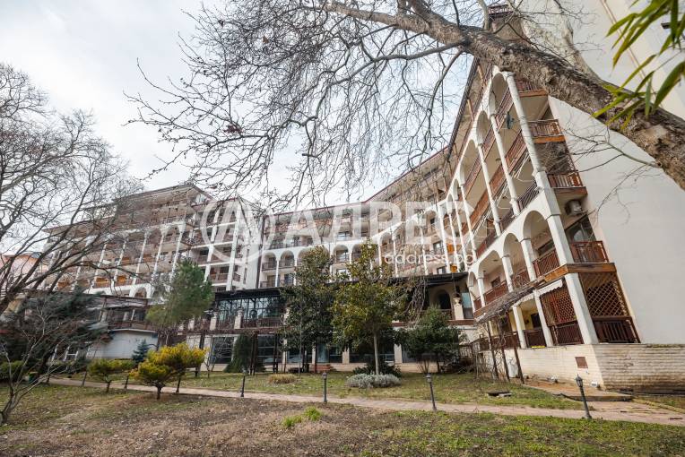 Тристаен апартамент, Варна, к.к. Св.Св. Константин и Елена, 682661, Снимка 18