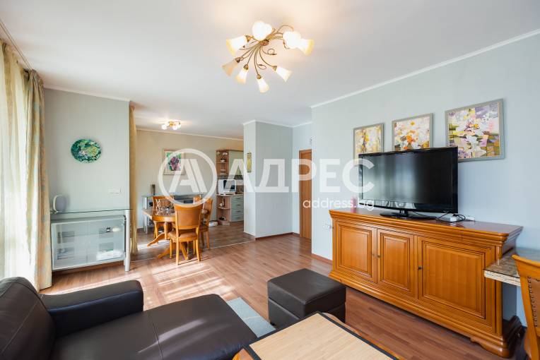 Тристаен апартамент, Варна, к.к. Св.Св. Константин и Елена, 682661, Снимка 3