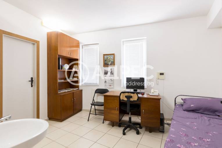 Офис Сграда/Търговски център, Плевен, Идеален център, 665662, Снимка 21