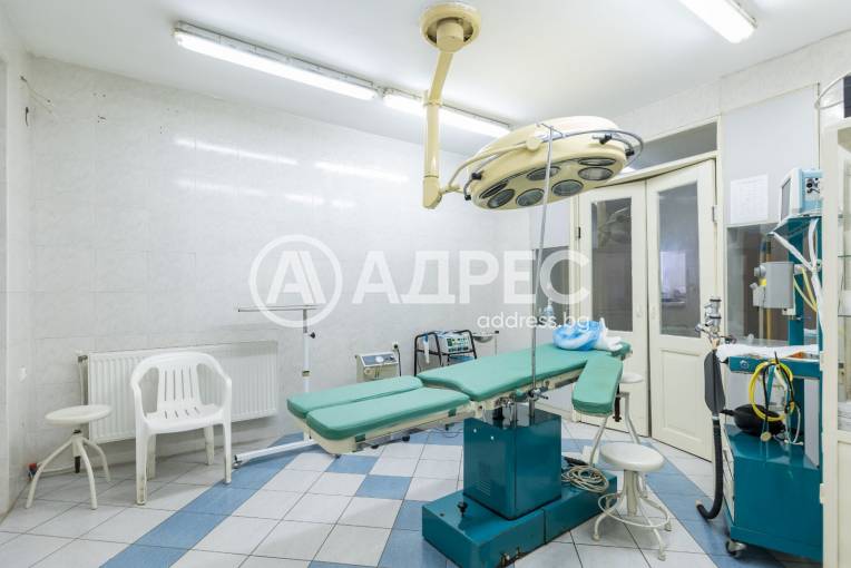 Офис Сграда/Търговски център, Плевен, Идеален център, 665662, Снимка 37