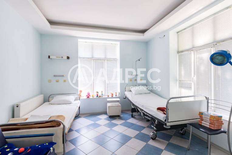 Офис Сграда/Търговски център, Плевен, Идеален център, 665662, Снимка 39