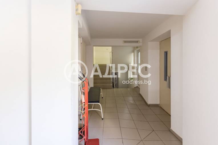 Офис Сграда/Търговски център, Плевен, Идеален център, 665662, Снимка 45