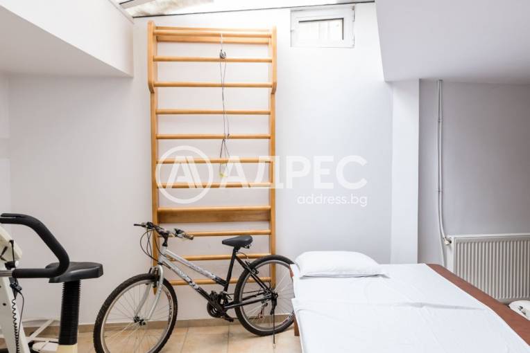 Офис Сграда/Търговски център, Плевен, Идеален център, 665662, Снимка 49