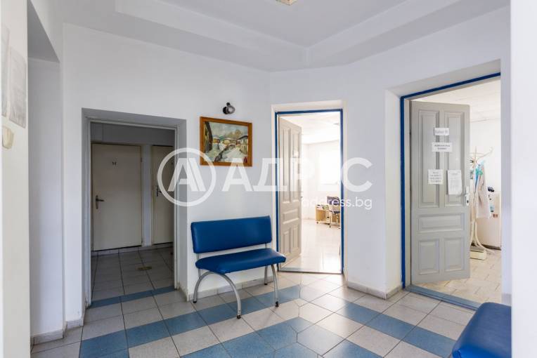 Офис Сграда/Търговски център, Плевен, Идеален център, 665662, Снимка 50