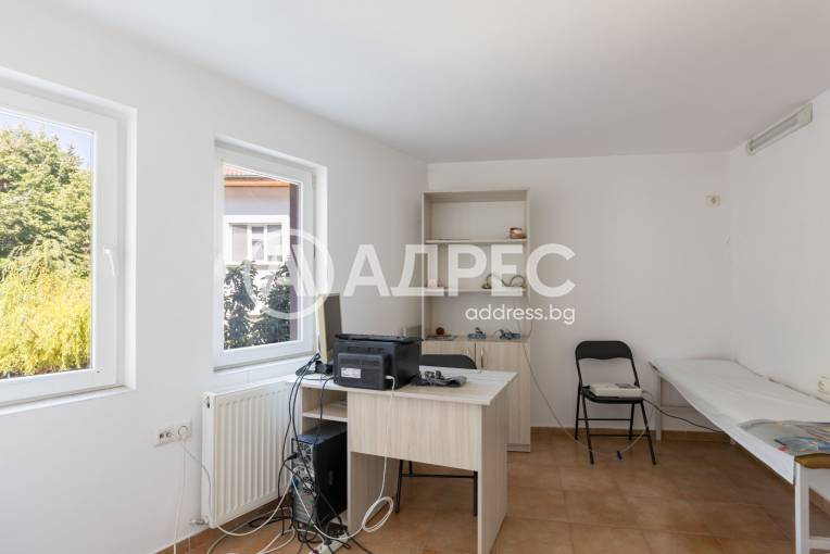 Офис Сграда/Търговски център, Плевен, Идеален център, 665662, Снимка 54