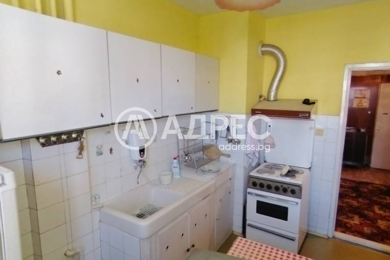 Тристаен апартамент, Шумен, Добруджански, 661663, Снимка 2