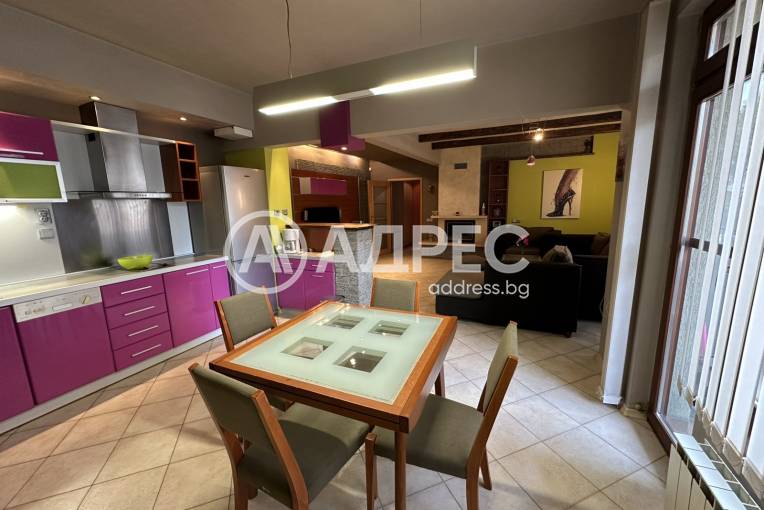 Тристаен апартамент, Плевен, Идеален център, 672663, Снимка 2