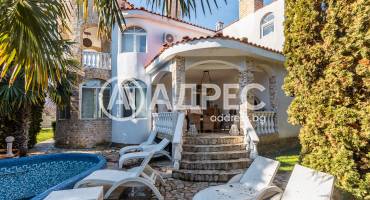 Къща/Вила, Варна, м-ст Траката, 686663, Снимка 1