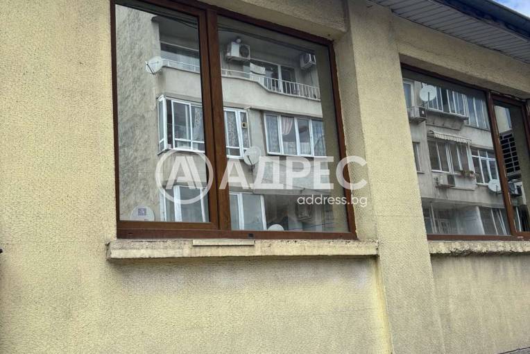 Къща/Вила, Варна, Колхозен пазар, 656665, Снимка 1