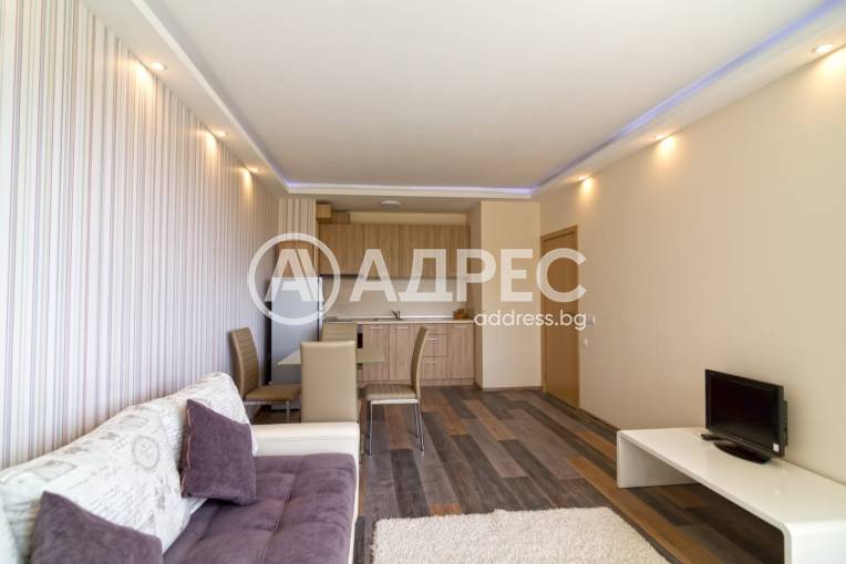 Двустаен апартамент, Варна, Бриз, 677665, Снимка 2