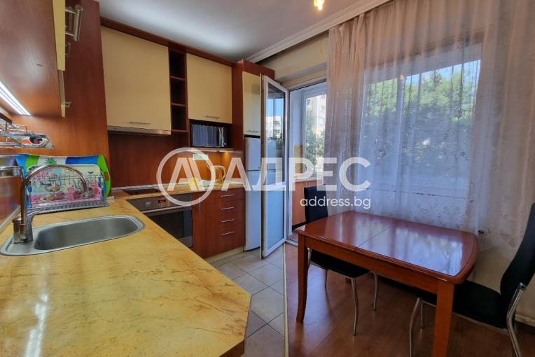 Тристаен апартамент, София, Света троица, 595666, Снимка 14