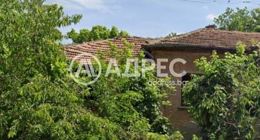 Къща/Вила, Сомовит, 675667, Снимка 1