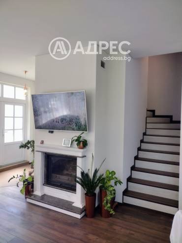 Къща/Вила, Варна, м-ст Ален Мак, 559668, Снимка 1