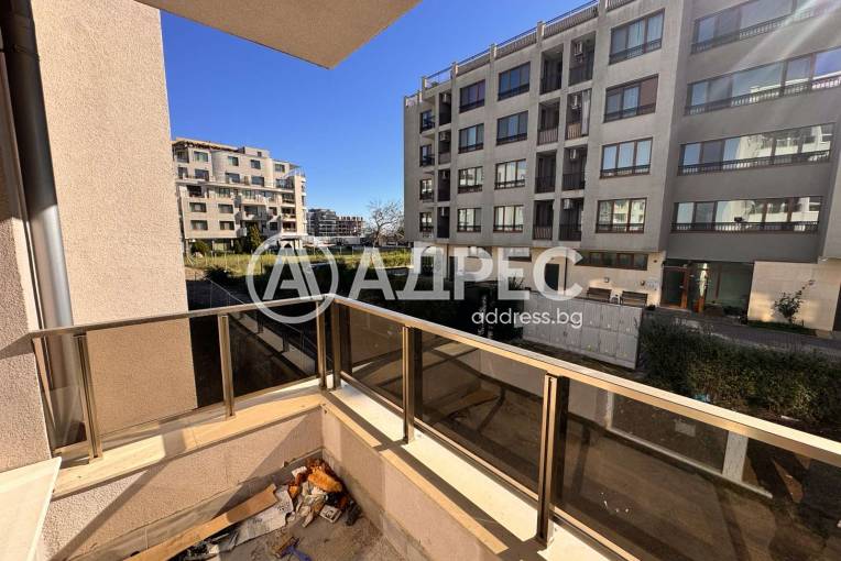 Двустаен апартамент, Поморие, местност Кротиря, 673668, Снимка 1