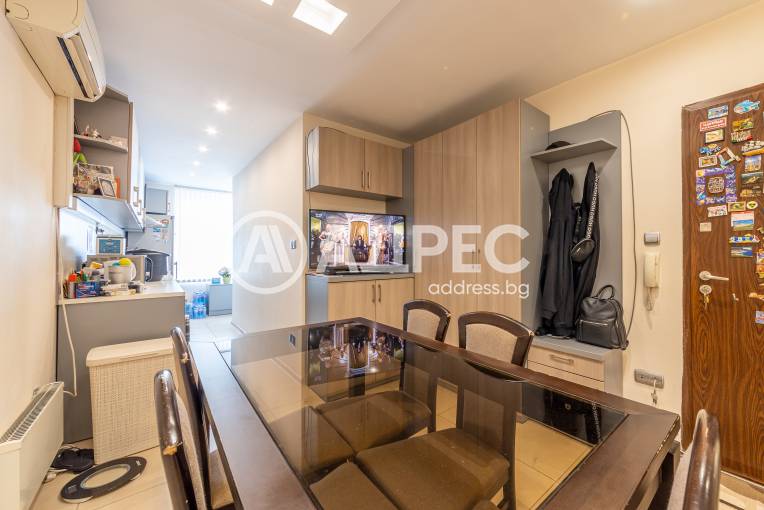 Тристаен апартамент, Варна, Общината, 667669, Снимка 14