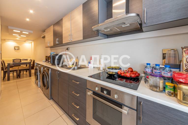 Тристаен апартамент, Варна, Общината, 667669, Снимка 16