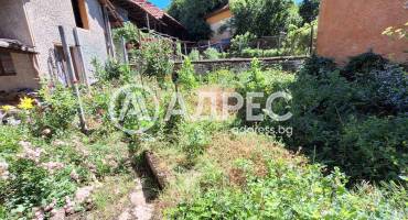 Къща/Вила, Беглеж, 682670, Снимка 2