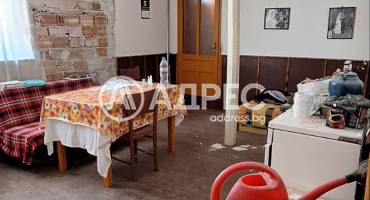 Къща/Вила, Беглеж, 682670, Снимка 3